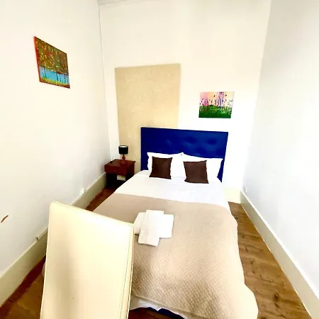 ゲストハウス Nature Chiado 2- Cozy Little Double With Shared Bathroom